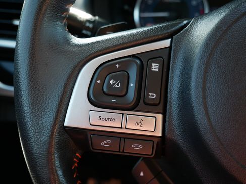 Used 2016 Subaru Crosstrek 2.0i Limited image 28