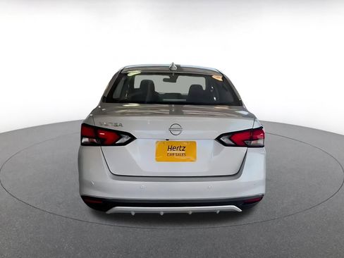 Used 2025 Nissan Versa SV image 11