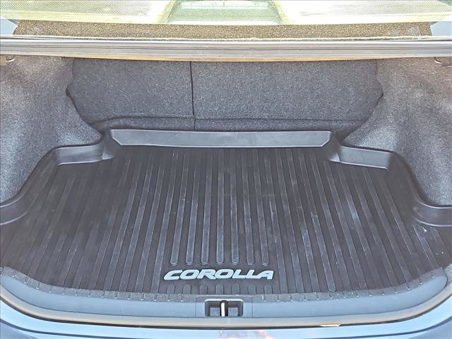 Used 2019 Toyota Corolla SE FWD image 6