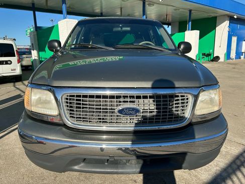 Used 1999 Ford Expedition XLT image 9