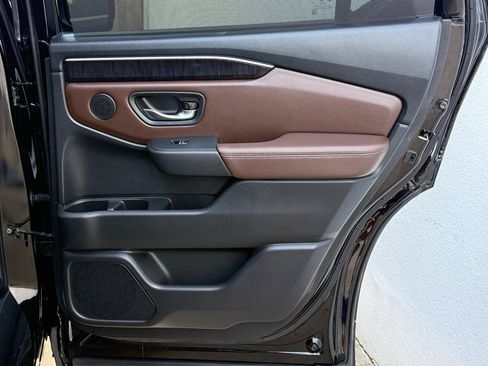 Used 2023 Honda Pilot Elite image 47