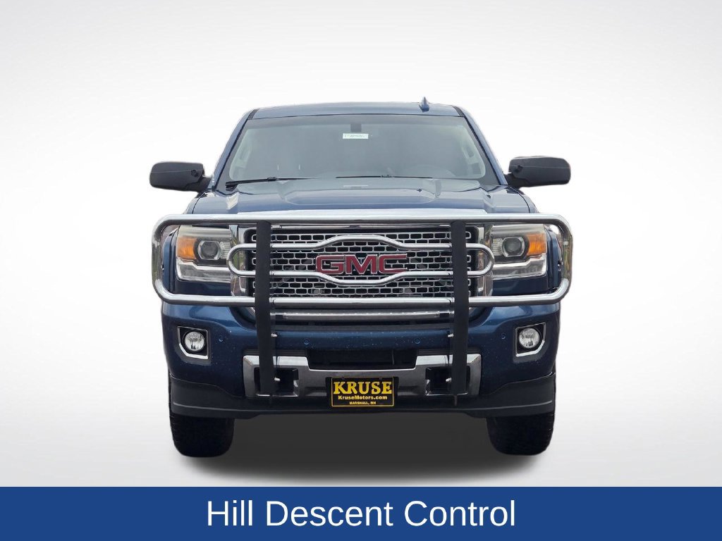 Used 2016 GMC Sierra 2500 Denali w/ Suspension Package, Off-Road AWD/4WD image 43