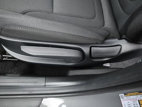 New 2026 Hyundai Tucson SE image 22