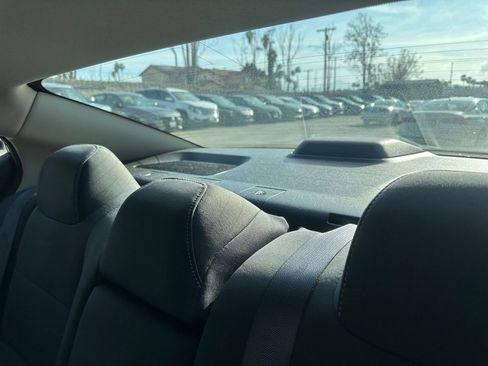 Used 2025 Nissan Altima 2.5 SV image 33