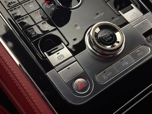 Used 2023 Bentley Continental GT Azure image 41