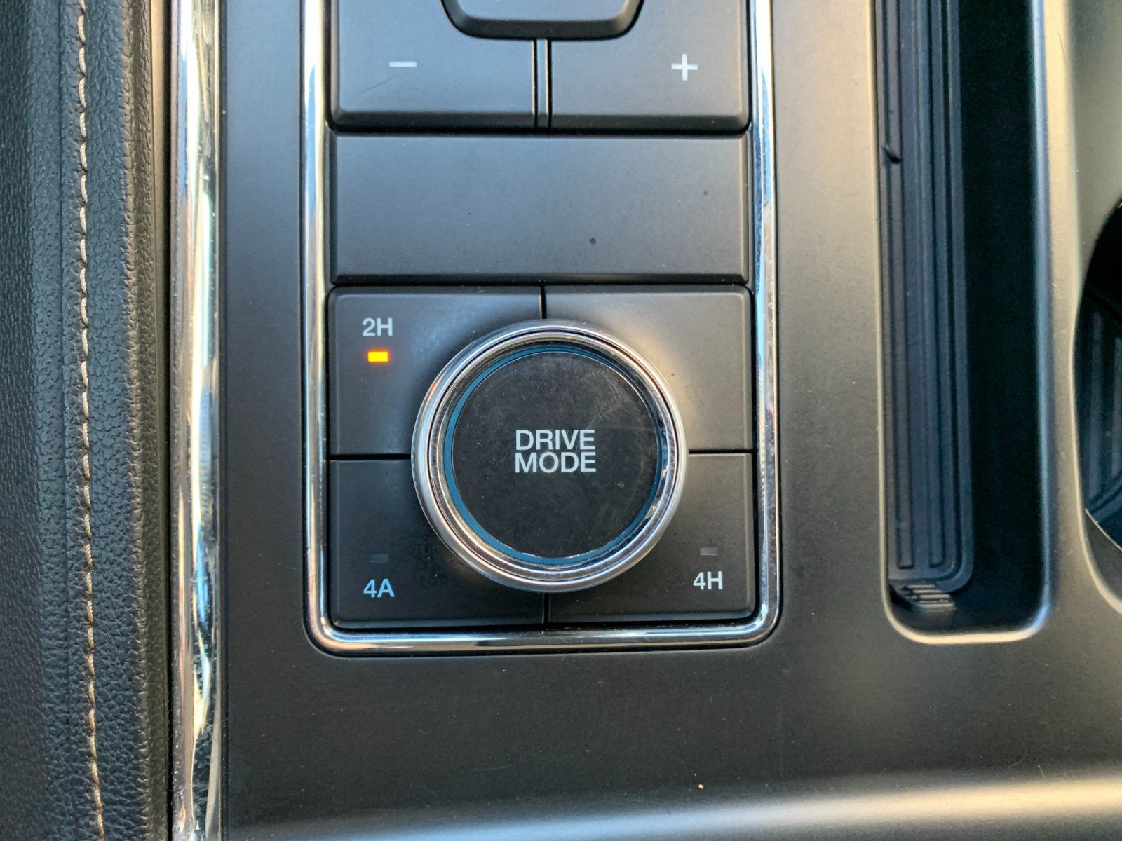 Used 2023 Ford Expedition XLT AWD/4WD image 20