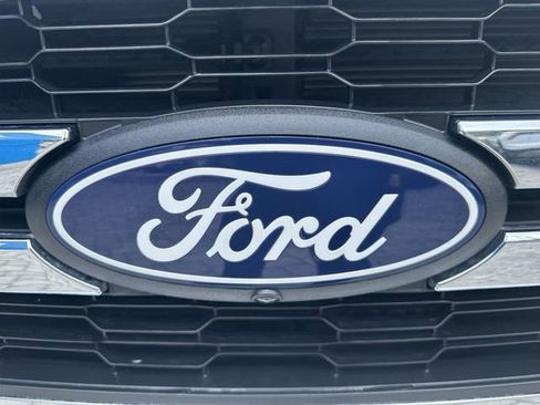 Used 2024 Ford F150 Lariat w/ Bed Utility Package AWD/4WD image 10