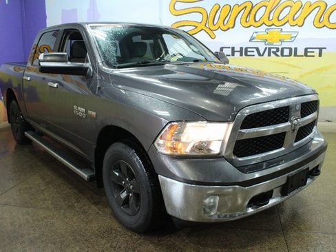 Used 2018 RAM 1500 Classic SLT image 4