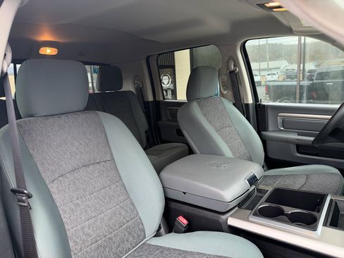 Used 2015 RAM 3500 Big Horn image 12