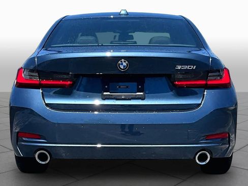 Certified 2025 BMW 330i Sedan RWD image 4