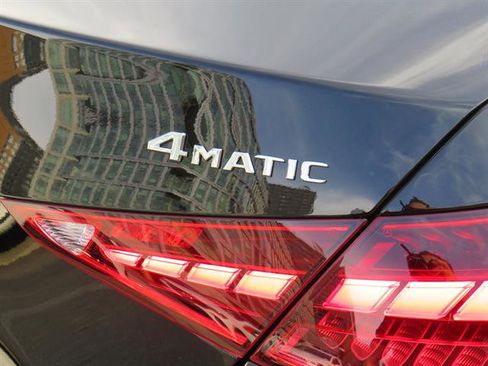 Used 2025 Mercedes-Benz C 300 4MATIC Sedan image 27