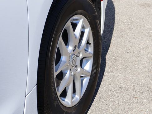 New 2026 Chrysler Pacifica Select FWD image 38