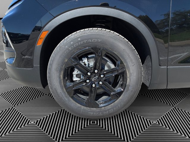 New 2026 Chevrolet Blazer LT w/ Sound & Technology Package AWD/4WD image 9