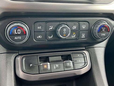 Certified 2023 GMC Acadia AT4 image 30