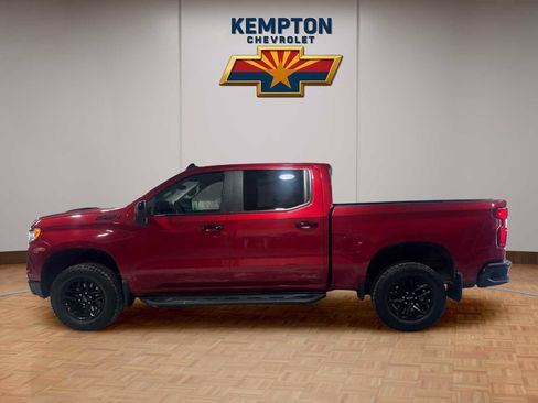 Used 2024 Chevrolet Silverado 1500 LT Trail Boss w/ Convenience Package II AWD/4WD image 3