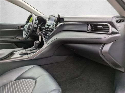 Certified 2024 Toyota Camry SE FWD image 19