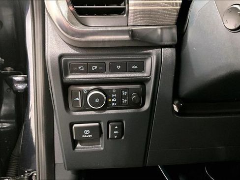 Used 2022 Ford F150 Platinum w/ Equipment Group 701A High image 39