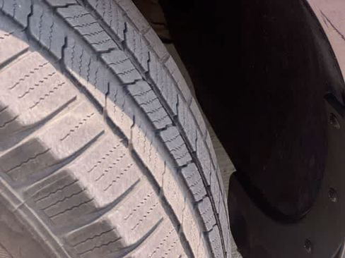 Used 2019 Kia Sedona EX FWD image 23