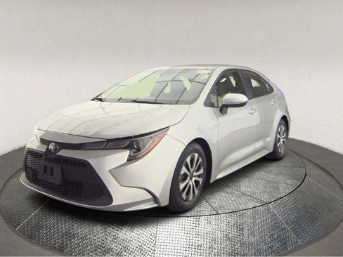 Used 2020 Toyota Corolla LE image 3