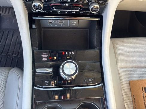 Used 2021 Jeep Grand Cherokee L Overland w/ Luxury Tech Group IV image 29