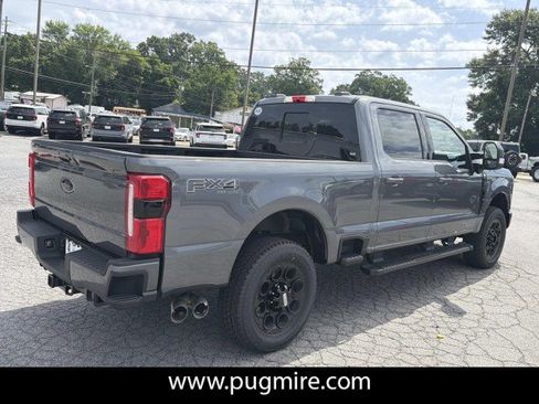 New 2026 Ford F250 Lariat w/ Black Appearance Package AWD/4WD image 7