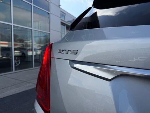 Used 2019 Cadillac XT5 Luxury image 8