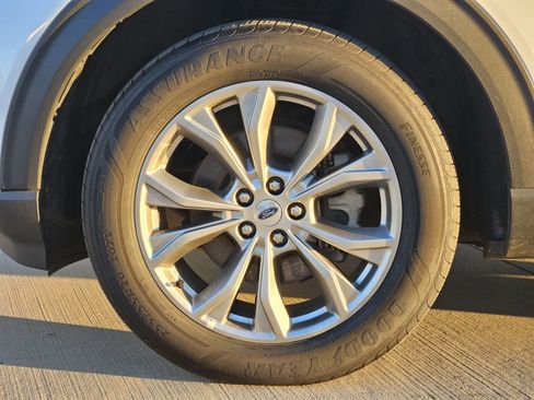 Used 2023 Ford Explorer Limited w/ Equipment Group 301A image 12