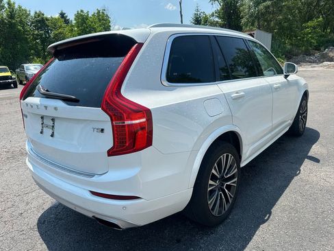 Used 2021 Volvo XC90 T5 Momentum w/ Climate Package AWD/4WD image 13