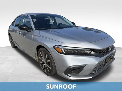 Used 2024 Honda Civic EX-L image 19