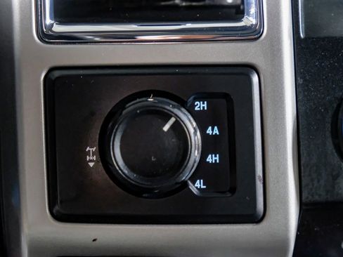 Used 2016 Ford F150 Lariat image 26