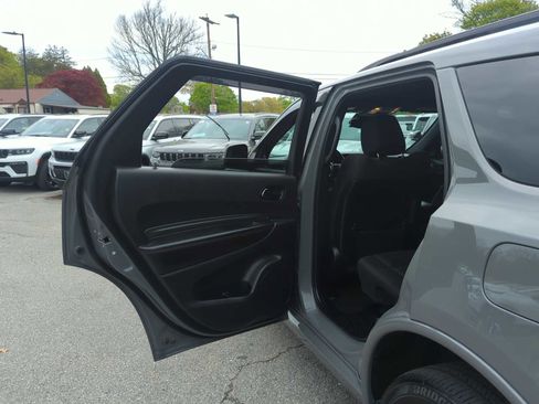 Used 2023 Dodge Durango GT AWD/4WD image 25
