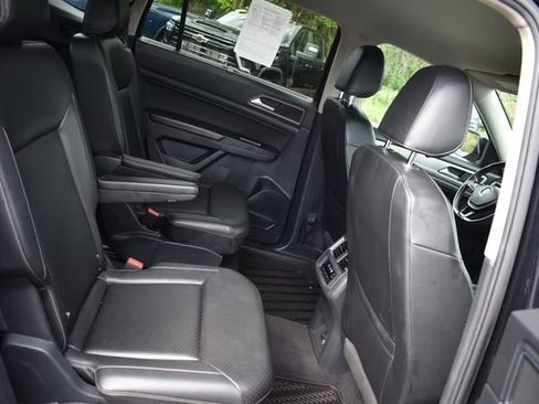 Used 2019 Volkswagen Atlas SE w/ Towing Package AWD/4WD image 14