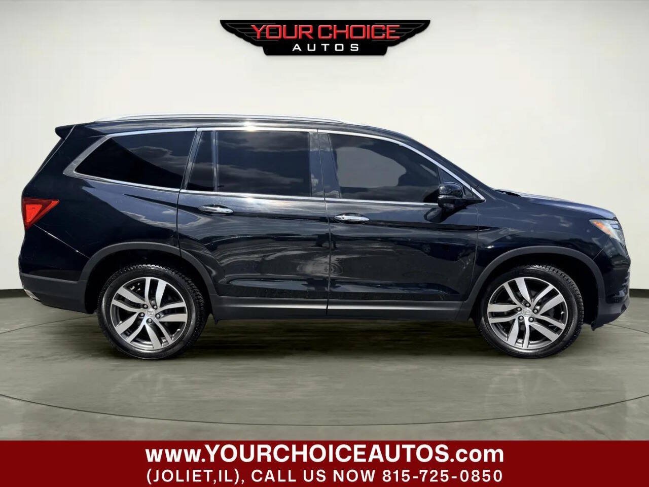 Used 2018 Honda Pilot Touring image 9