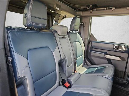 Used 2021 Ford Bronco First Edition AWD/4WD image 19