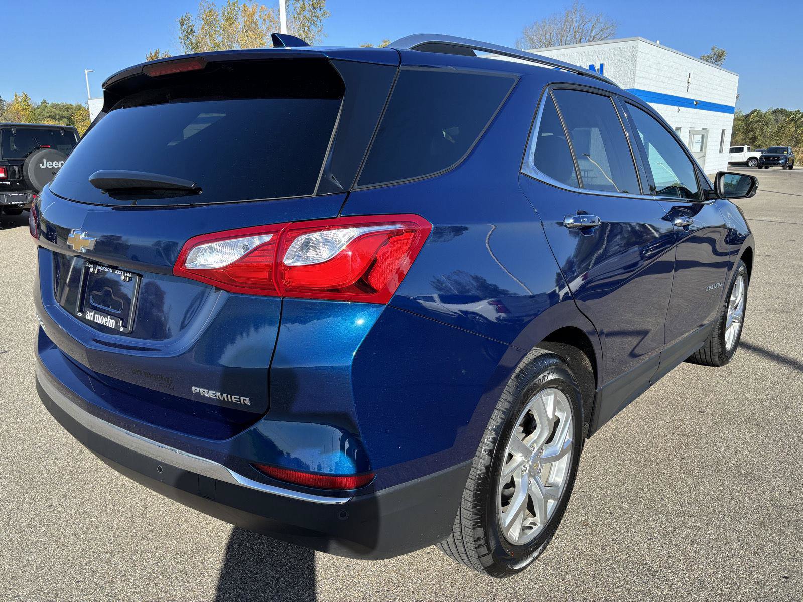 Used 2019 Chevrolet Equinox Premier FWD image 5