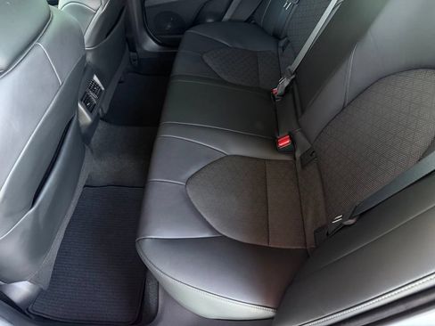 Used 2021 Toyota Camry XSE w/ Carpet Mat Package (TMS) FWD image 12