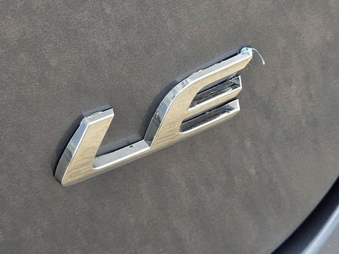 Used 2025 Toyota Corolla LE FWD image 11