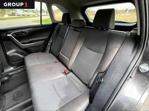Certified 2023 Toyota RAV4 LE FWD image 21