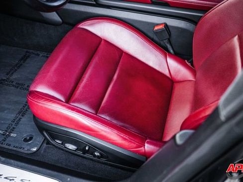 Used 2021 Porsche Taycan 4S w/ Premium Package image 65