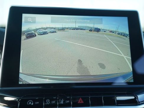 New 2026 Jeep Compass Latitude w/ Sun and Sound Group image 28