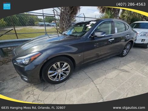 Used 2015 INFINITI Q70 3.7 image 1