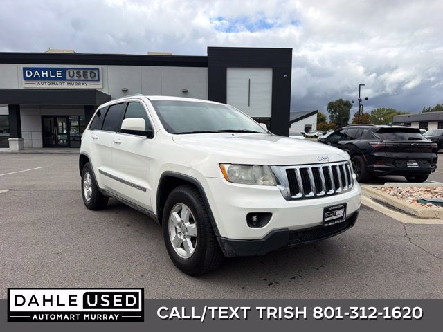 Used 2011 Jeep Grand Cherokee Laredo AWD/4WD image 1