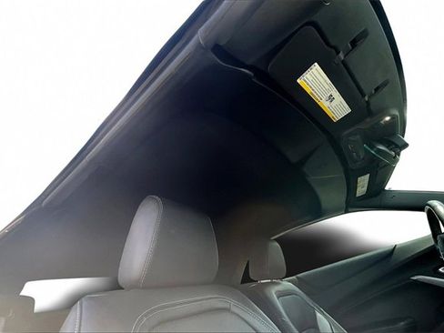 Used 2021 Chevrolet Camaro LT w/ RS Package image 25