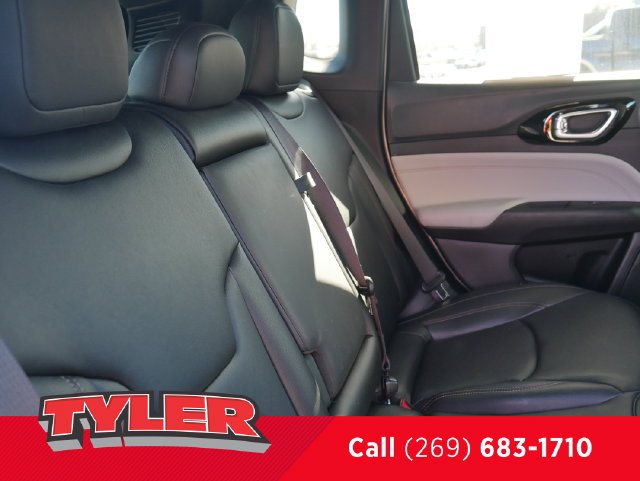 Used 2024 Jeep Compass Limited AWD/4WD image 37