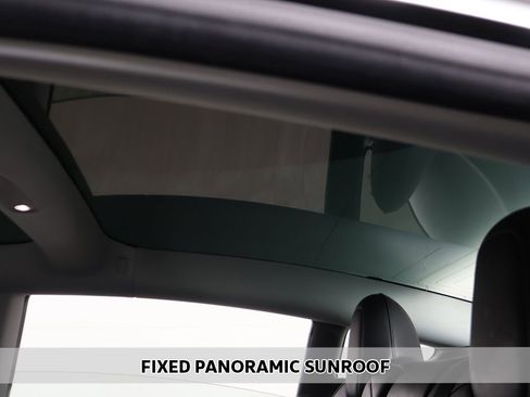 Used 2018 Tesla Model 3 Long Range image 5