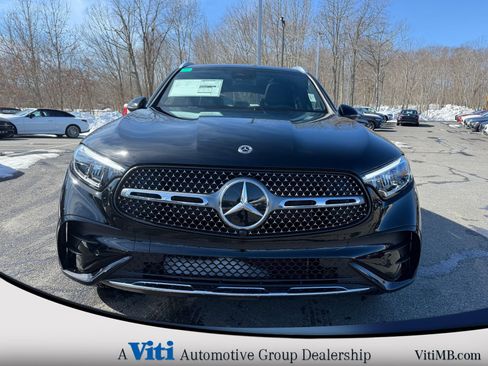 Used 2026 Mercedes-Benz GLC 300 4MATIC image 3