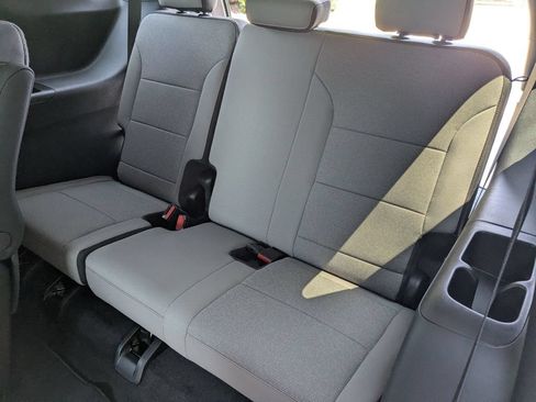 New 2027 Chevrolet Traverse LT w/ Midnight/Sport Edition FWD image 25