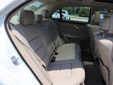 Used 2015 Mercedes-Benz E 250 BlueTEC 4MATIC Sedan image 4