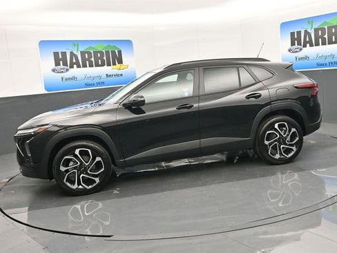 New 2026 Chevrolet Trax RS w/ Driver Confidence Package image 2