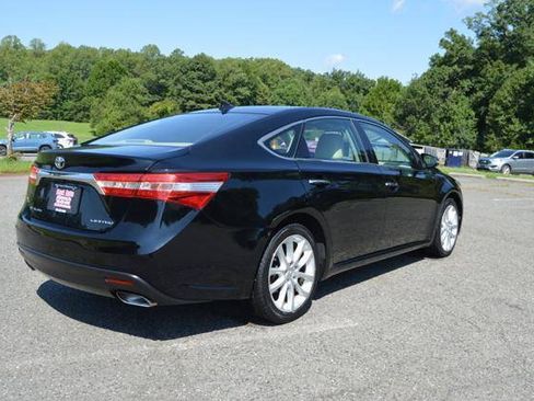 Used 2013 Toyota Avalon Limited FWD image 8